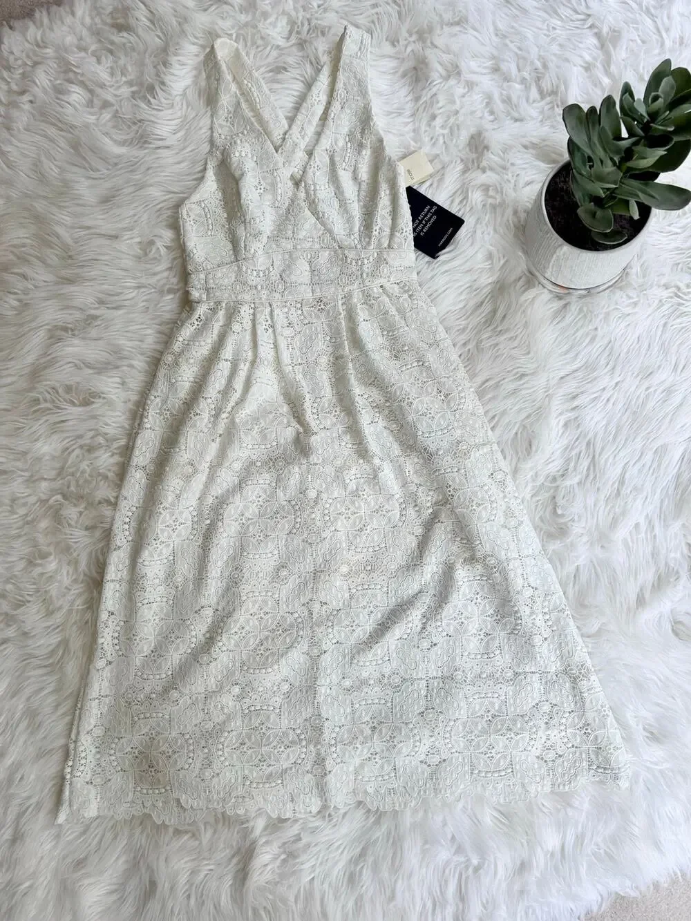 Maje White Lace Sleeveless Dress